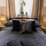 Homestay Clicktheflat Szkolna Palace Of Culture Warsaw